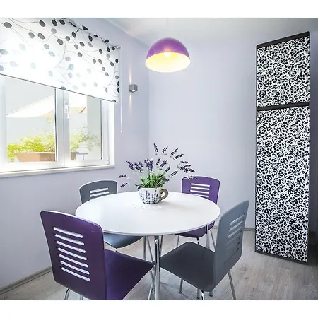 Splendid Marjan Apartment *