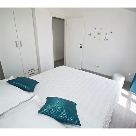 Splendid Marjan Apartment