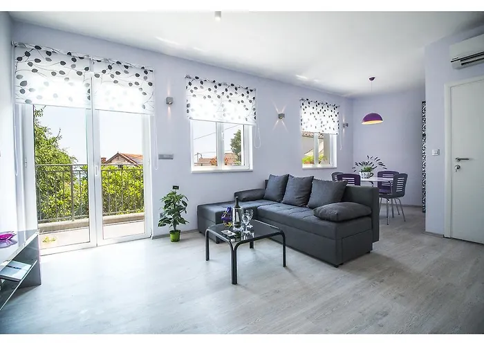 Splendid Marjan Apartamento